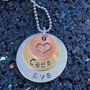 Personalized mother’s necklace